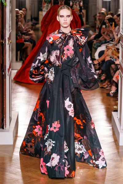 Look 53